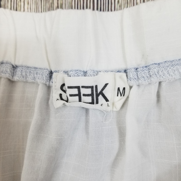 LF | SEEK the Label Striped Off the Shoulder Top - Picture 3 of 7